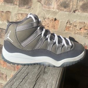 Retro 11 cool grey Toddler size 11C
